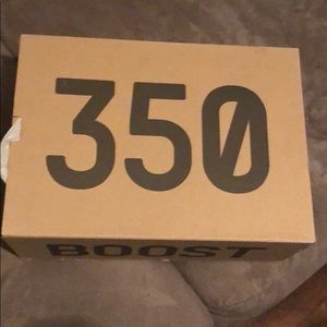 Yeezy 350 size 10 1/2 NEVER WORN